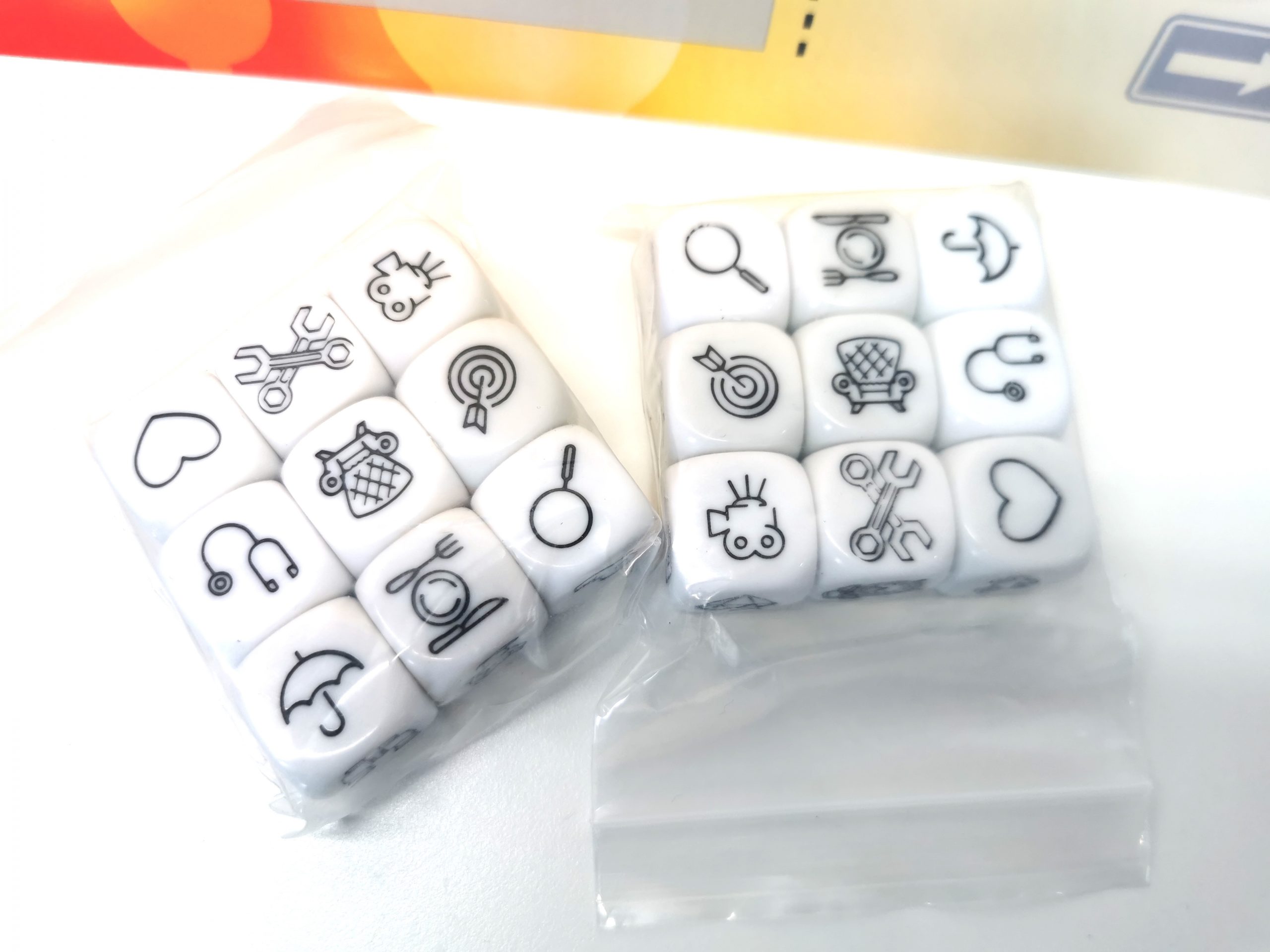 Retrospective Icon Dice by Teamworx